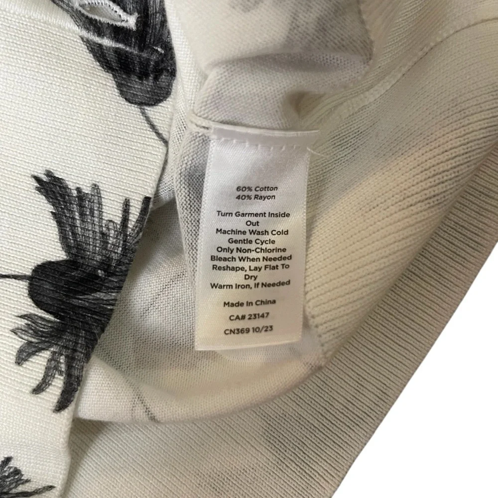Talbots Floral Print Cardigan Sweater Cream Black Button Front Women’s Medium‎